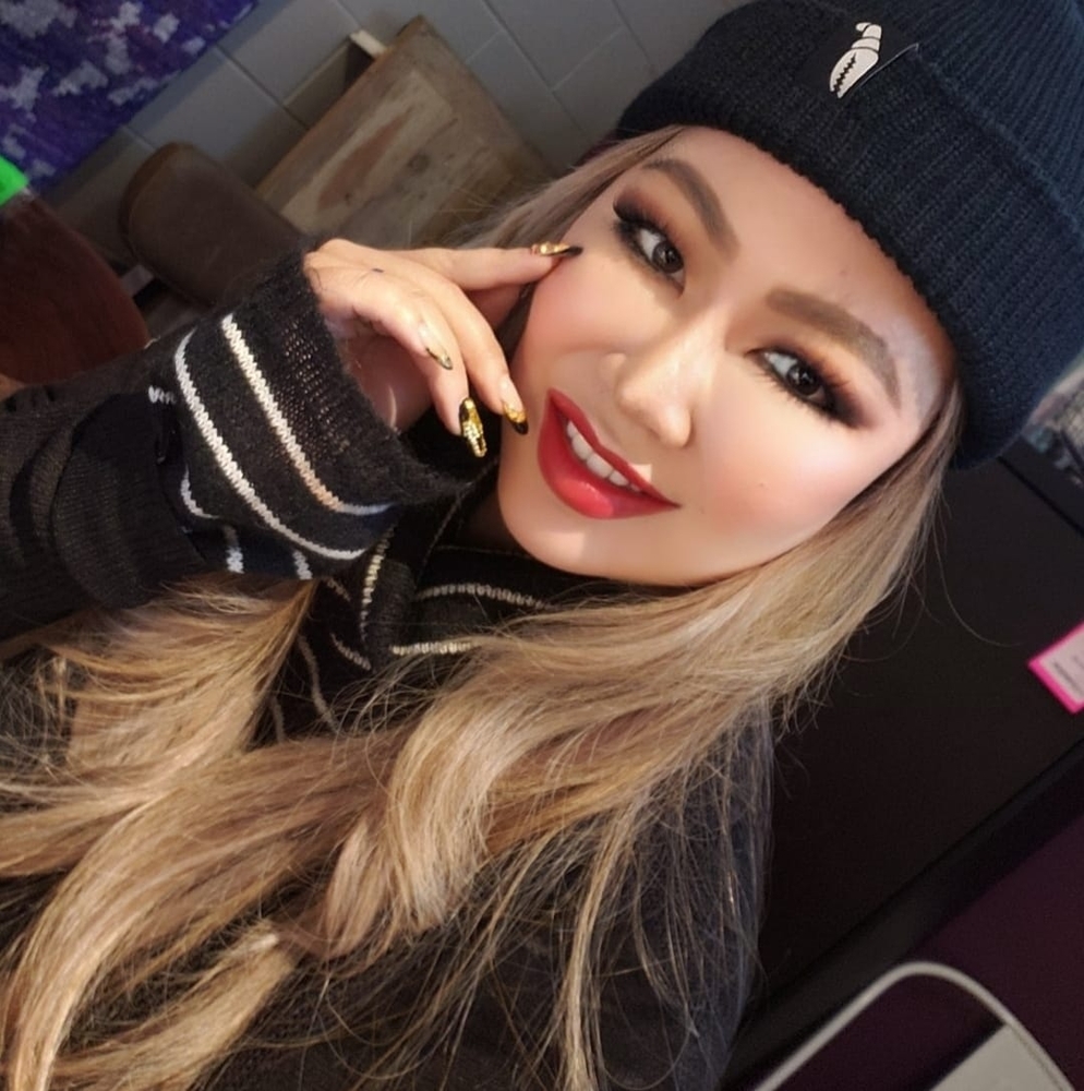 Meet your Posher, Cat